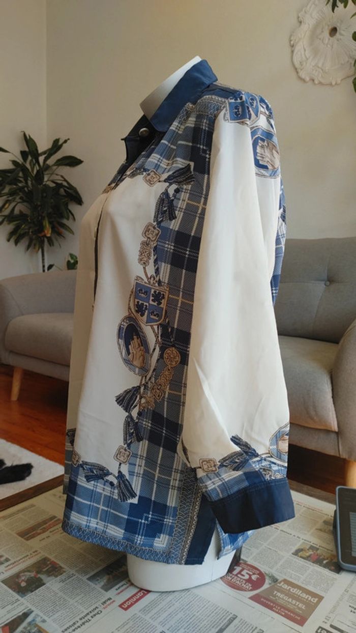 Chemise fluide manche longue vintage couleur bleu blanc bouton doré - photo numéro 5