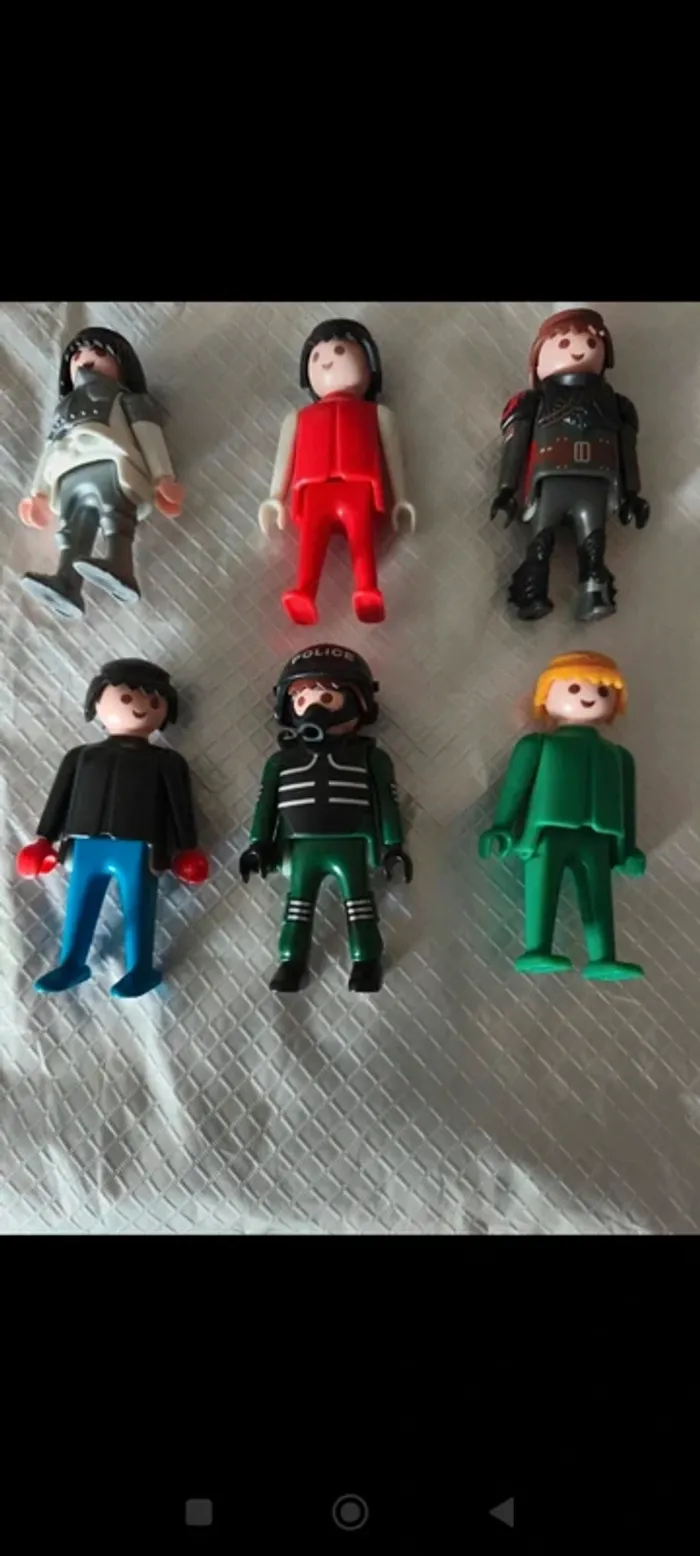 Lot 13 Personnages Playmobil - photo numéro 3