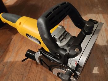 Fraiseuse à lamelles neuve POWERPLUS POW X131