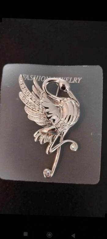 Broche argenté cigogne