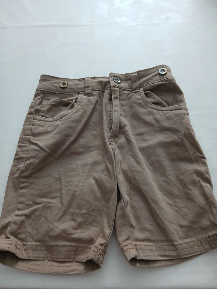 Short beige
