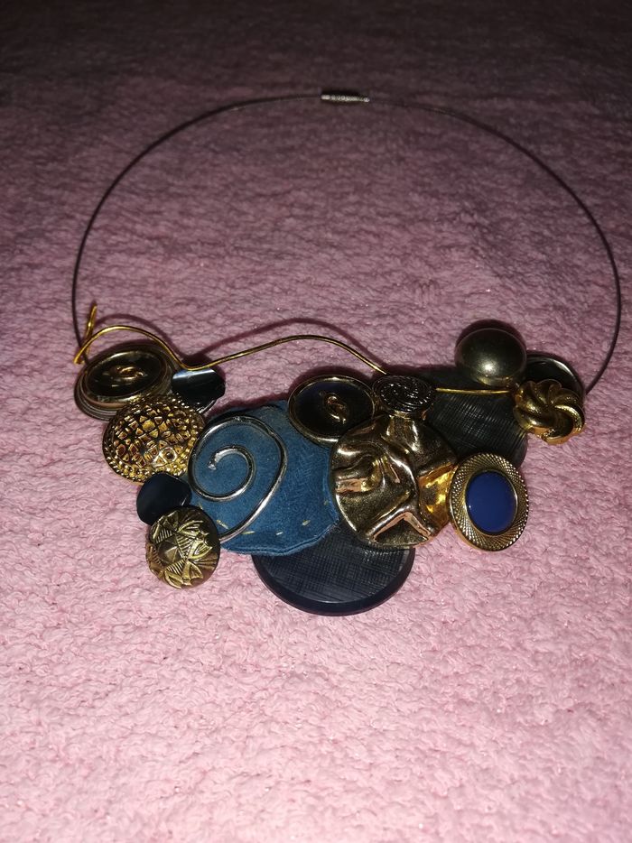 Collier artisanal bleu - photo numéro 2