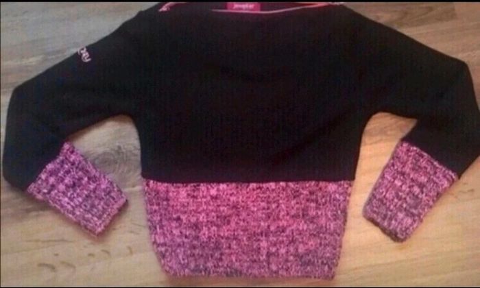Pull femme 34/36 NEUF