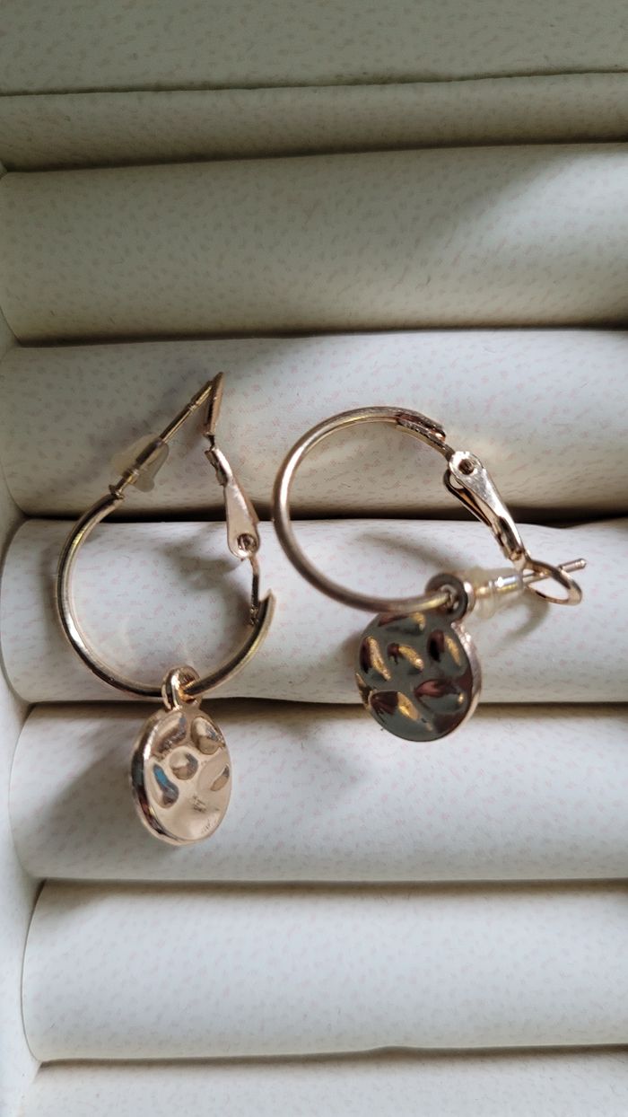 Boucle d oreille doré - photo numéro 2