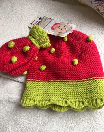 Ensemble bonnet et moufles bébé fille 47 cms orchestra