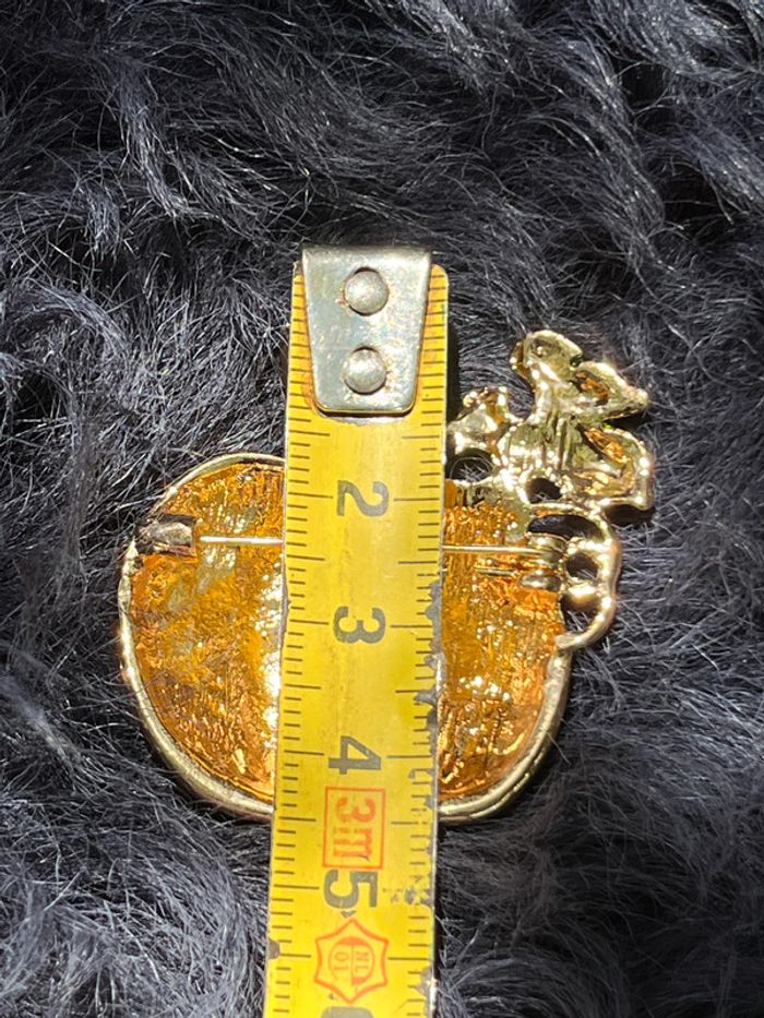 🎃 Broche Citrouille Dorée & Orange Strassée – Élégance Automnale 🎃 - photo numéro 5