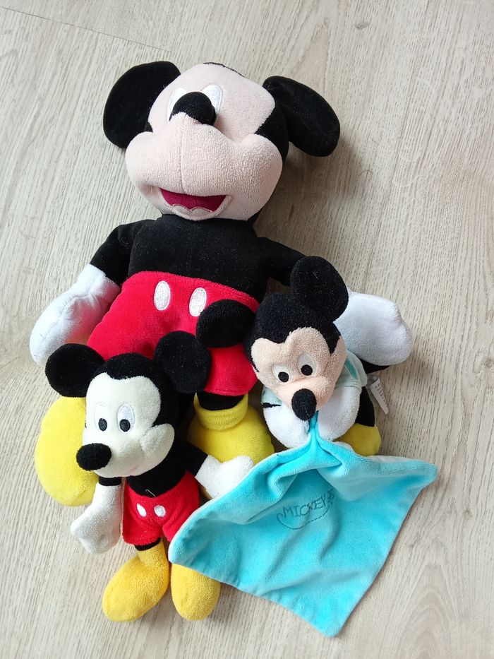 Peluche Mickey