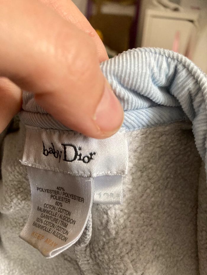 Combinaison baby Dior taille12mois - photo numéro 3