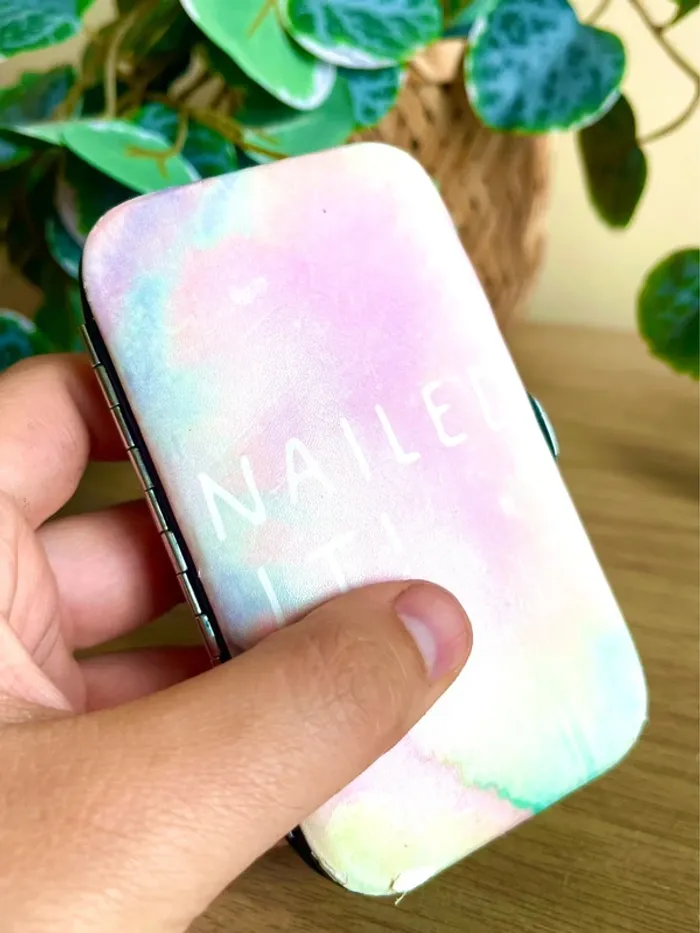 Kit manucure pédicure rose en étui - photo numéro 2