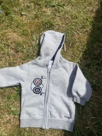 Gilet gris