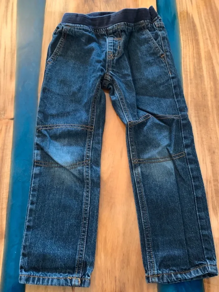 Jean kiabi taille 4 ans