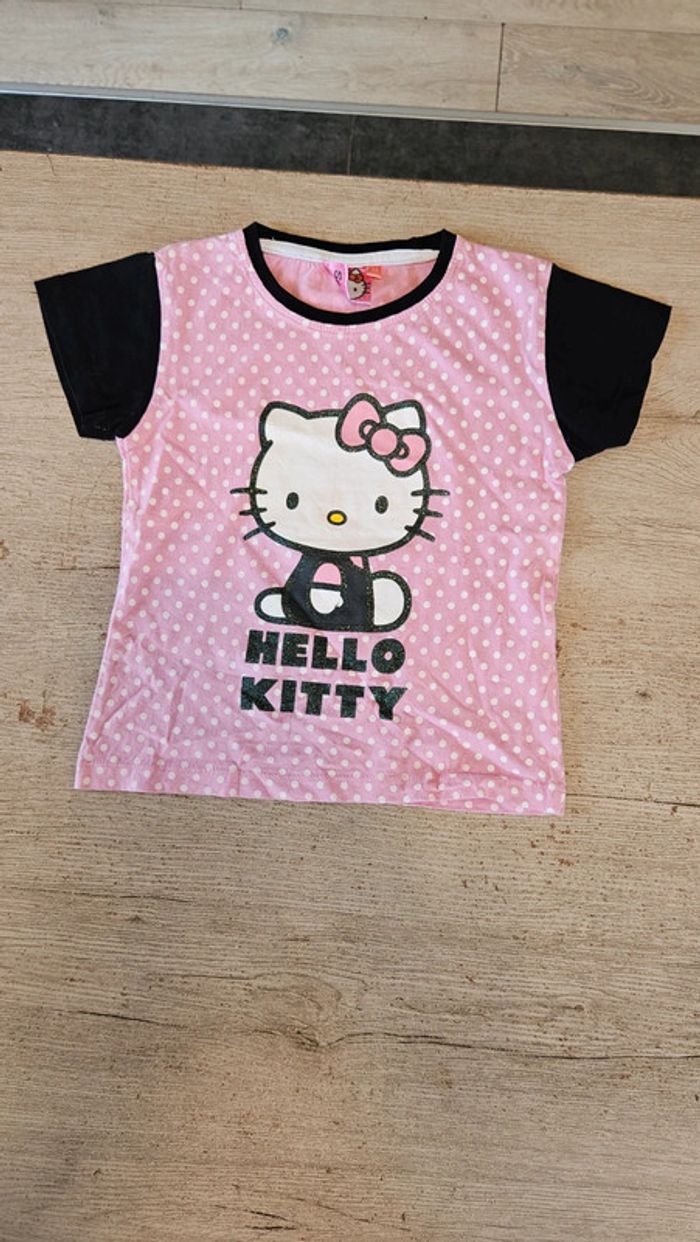 T shirt à manches courtes noir rose clair et blanc, Hello Kitty, 8 ans, neuf sans étiquette - photo numéro 2