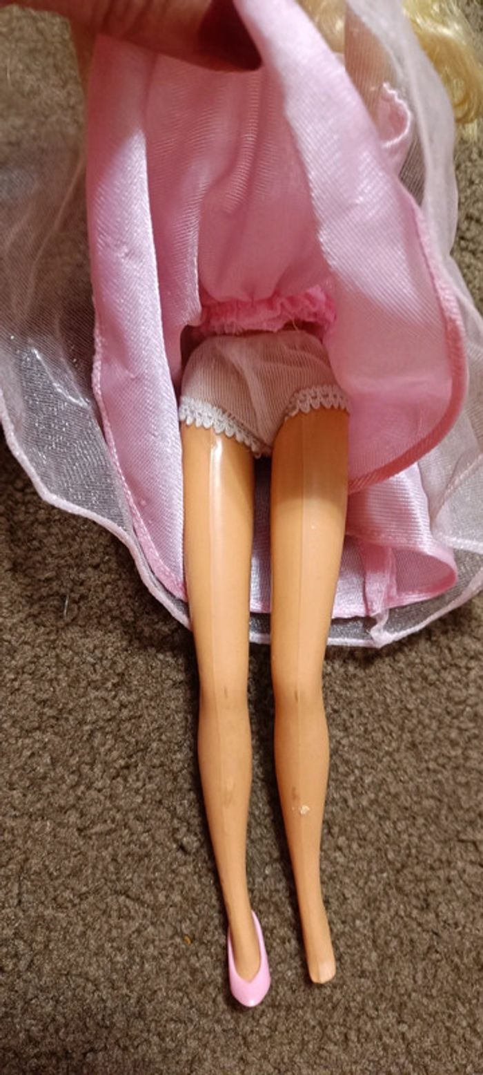 Barbie robe de soirée années 80/90 - photo numéro 4