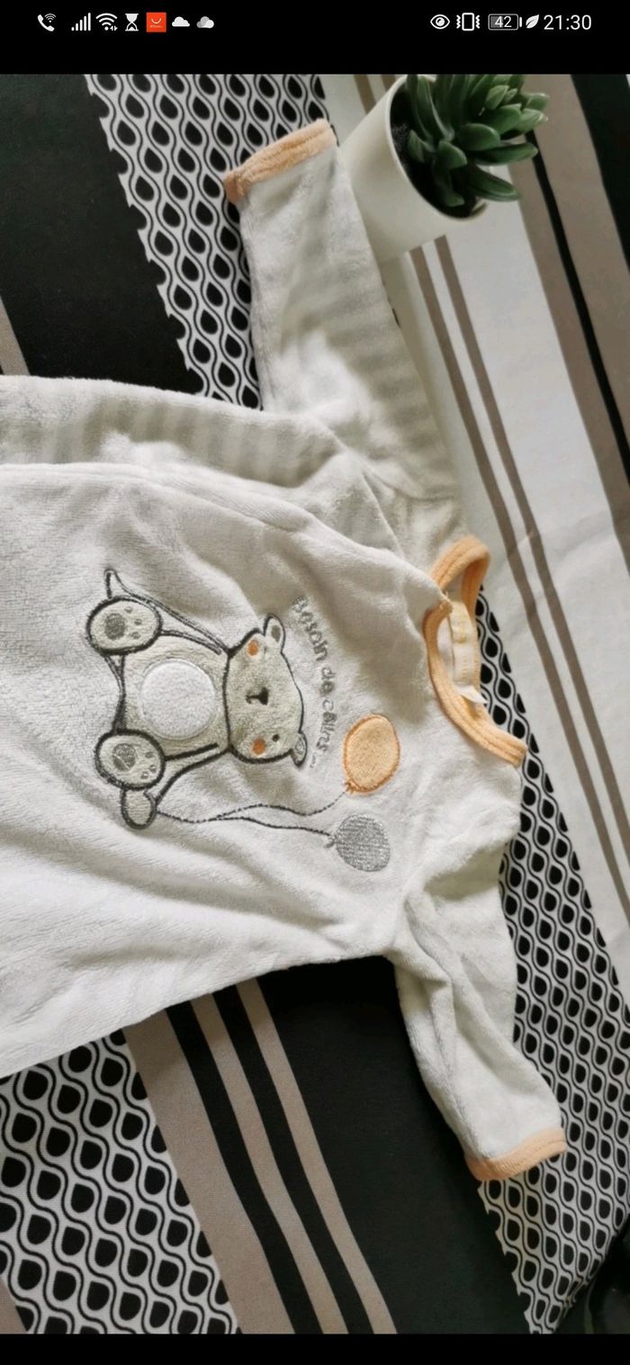 Pyjama - photo numéro 2