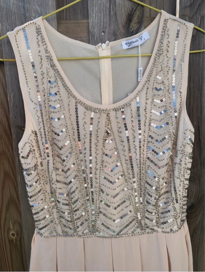 Robe à sequins - photo numéro 3