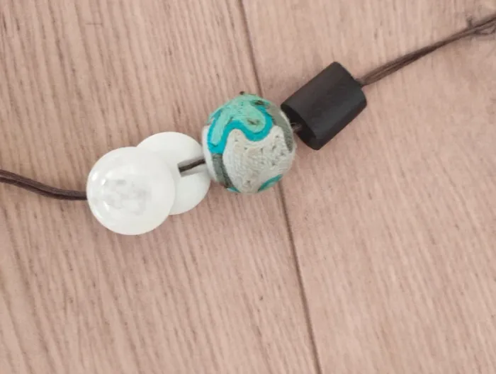 Collier sautoir coloré camaïeu - photo numéro 4