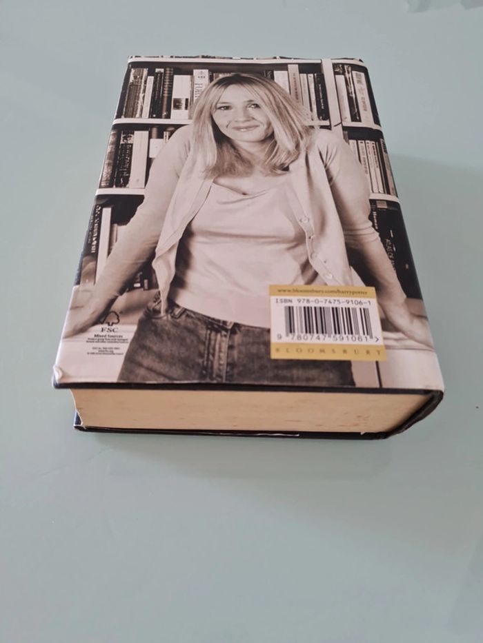 Harry Potter and the deathly Hallows - tome 7 - photo numéro 3