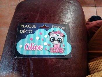 Plaque adhésive Alice