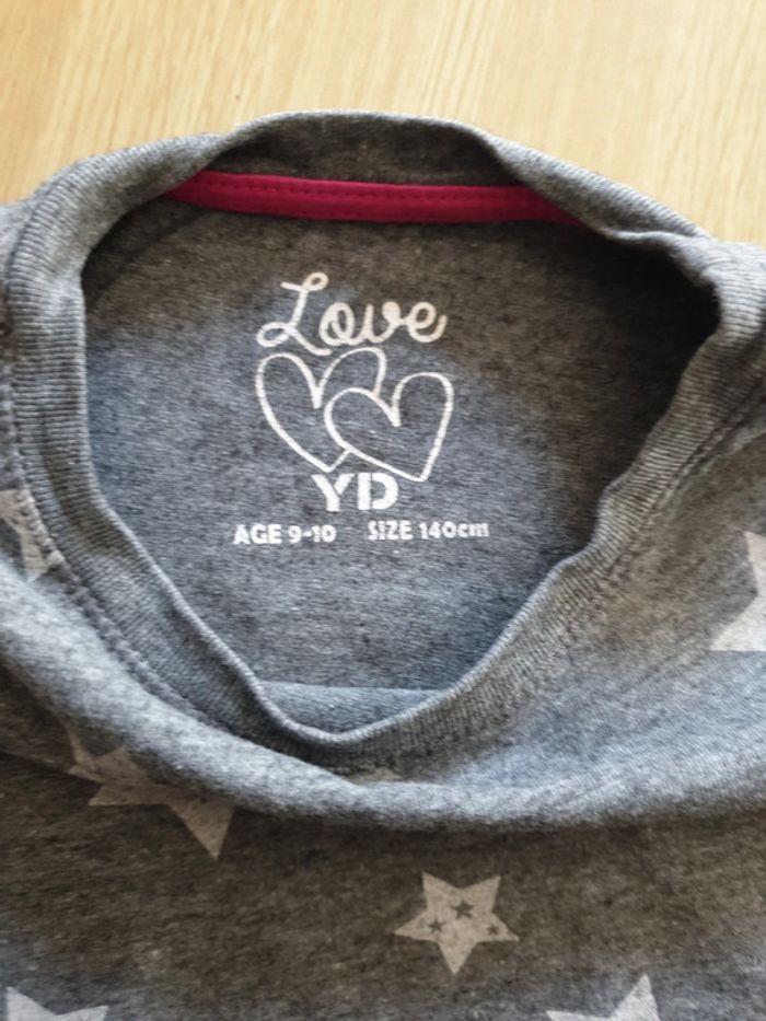 t shirt étoiles 9-10 ans - photo numéro 2