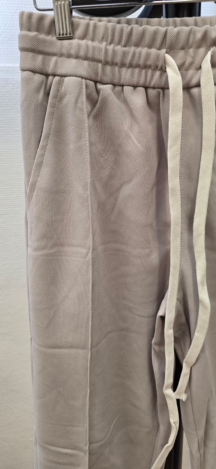 Pantalon beige - photo numéro 2