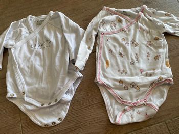 Lot de 2 bodies ML 3 mois