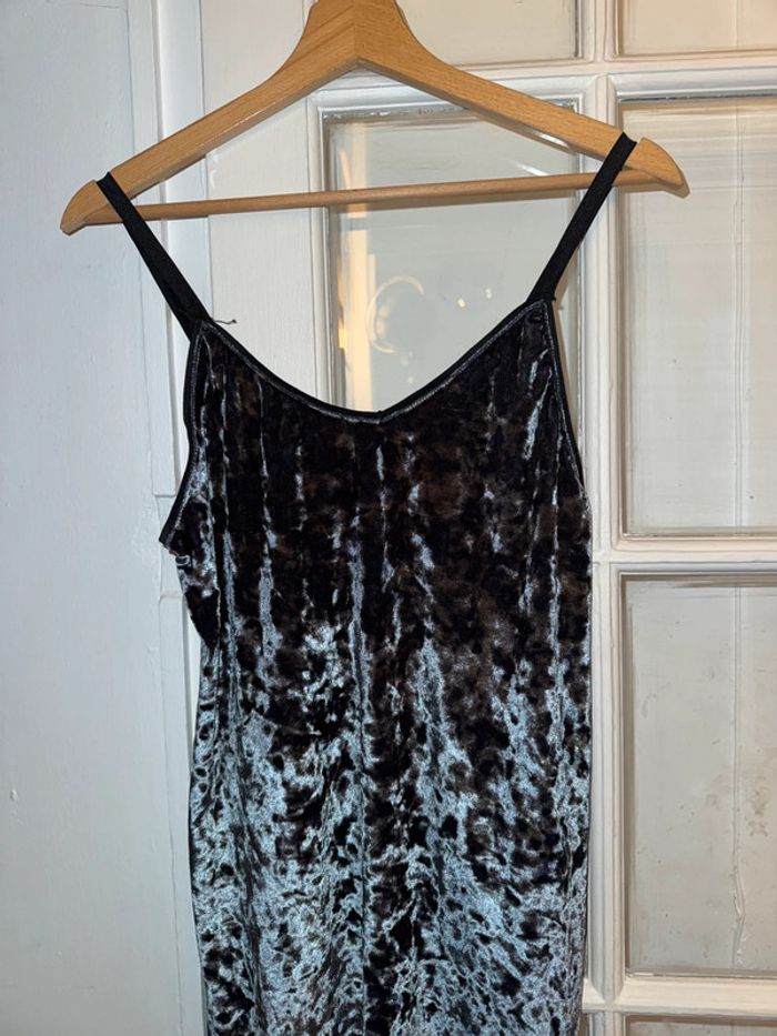 Robe velour topshop  Taille 36 - photo numéro 2