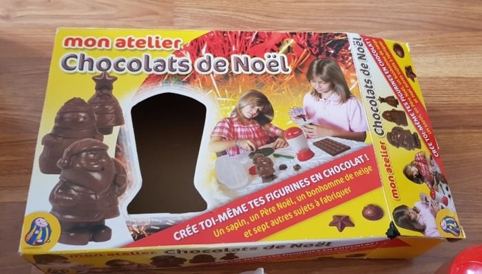 Jeux fabrication chocolats en très bon état peut servis - photo numéro 2
