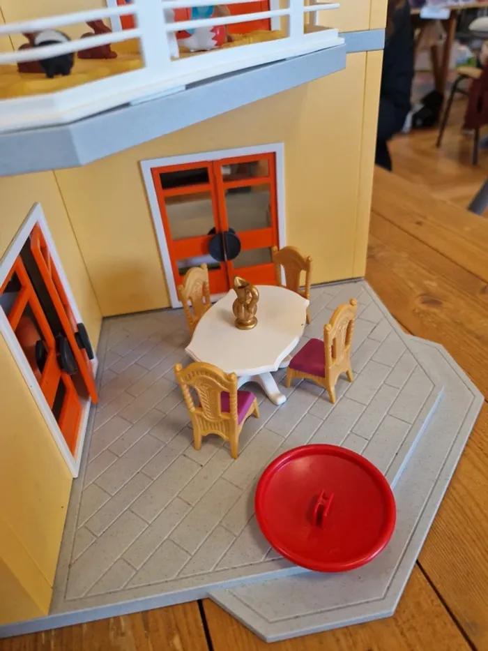 Maison playmobil 3 étages - photo numéro 15