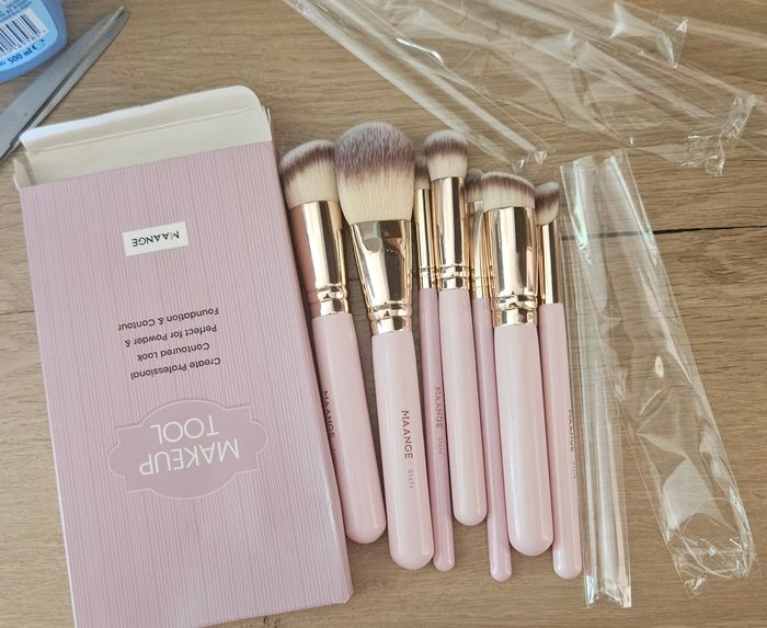 Set complet 7 pinceaux maquillage bonne qualité neuf