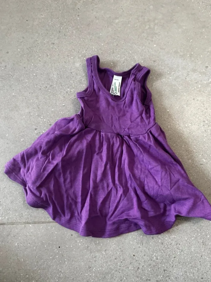 Robe violette American Apparel, taille 3/6 mois, neuve, valeur 20€