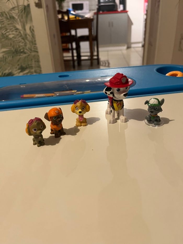 Lot 5 figurine pat patrouille - photo numéro 2