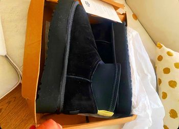 Ugg mini dipper taille 38 porté qu’une seul fois etat neuve