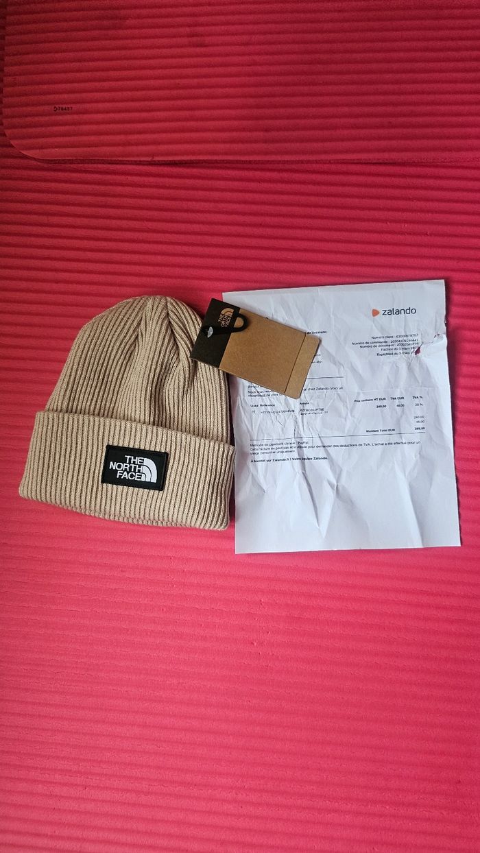 Bonnet neuf the north face - photo numéro 2