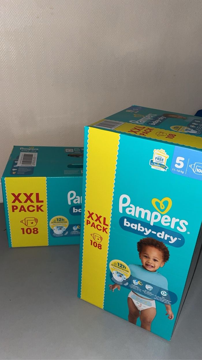 2 pack XXL de couches Pampers taille 5 - photo numéro 3