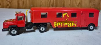 Solido Toner Gam Camion transporteur Iveco Ferrari – vintage