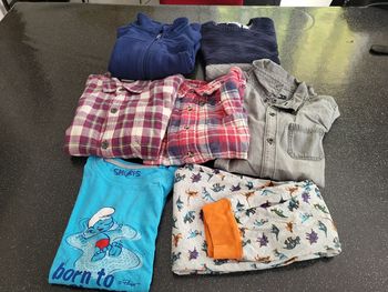 Lot vêtements garçon 8 ans 128cm