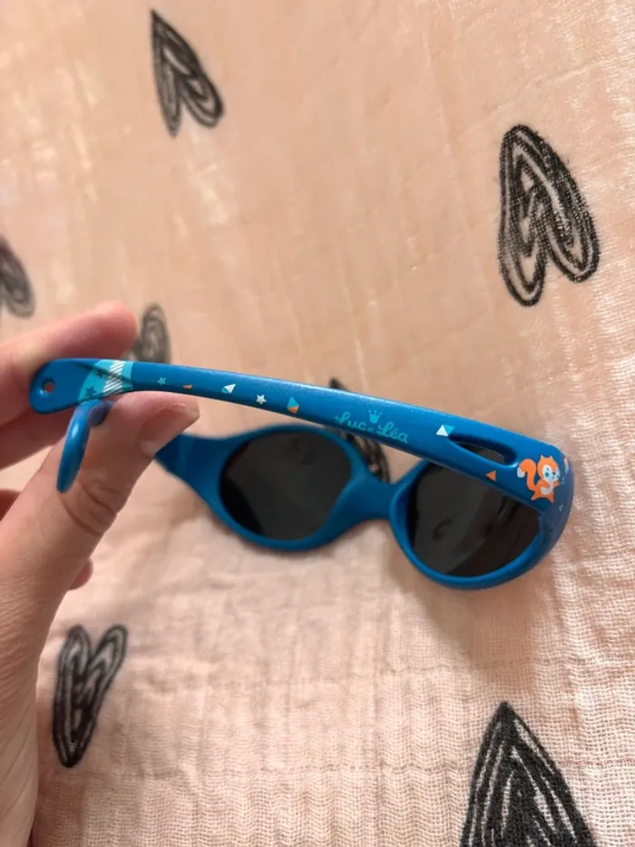 Lunette de soleil - photo numéro 5