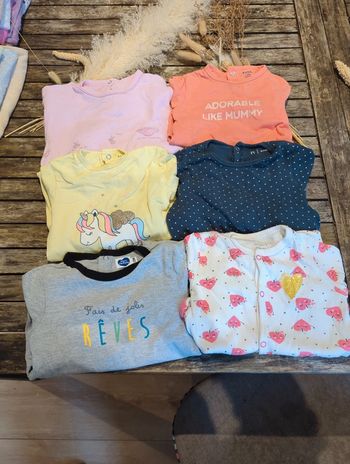 Lot de six pyjamas 12 mois