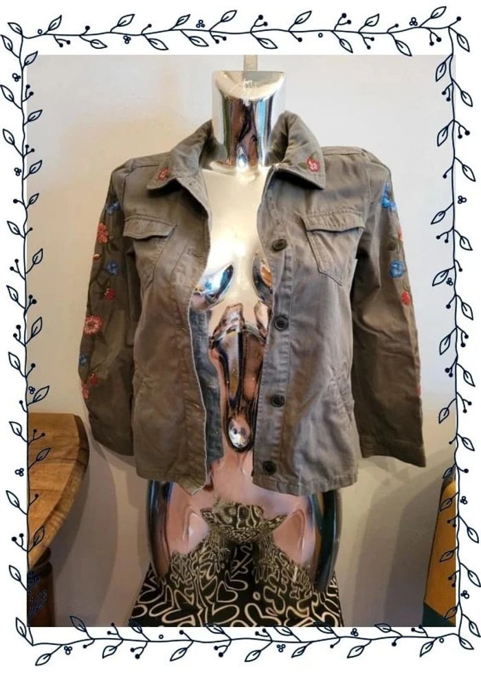 Veste avec motif fleur - photo numéro 2