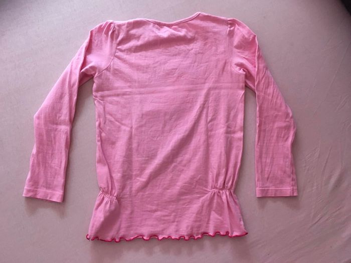 Haut ML Hello Kitty 6/7 ans (2€20) - photo numéro 2