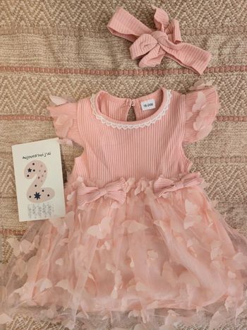Robe rose papillons tulle et dentelle neuve 18-24 mois