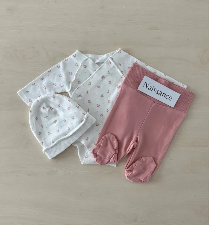 Ensemble fille Kiabi naissance 48/51 cm