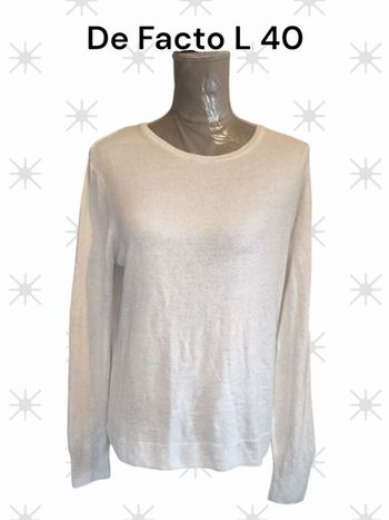 Pull DeFacto taille L 40 Extensible , belle matière  Crème moucheté