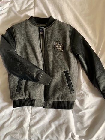 Veste 8 ans