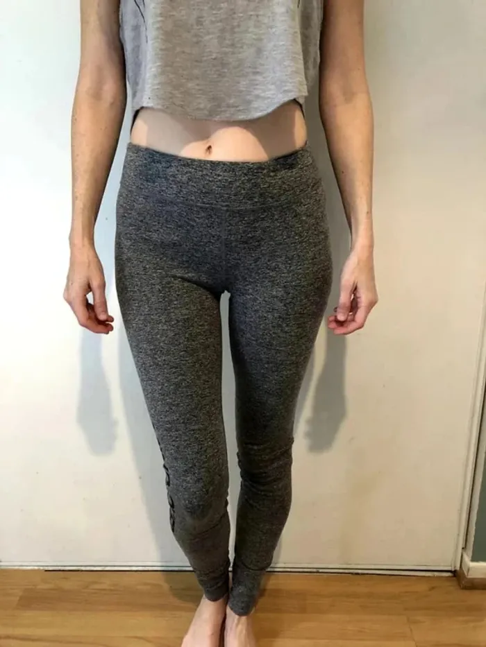 Pantalon jogging gris et noir - photo numéro 2