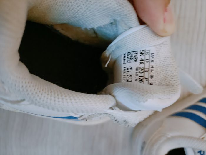 Basket adidas - photo numéro 4