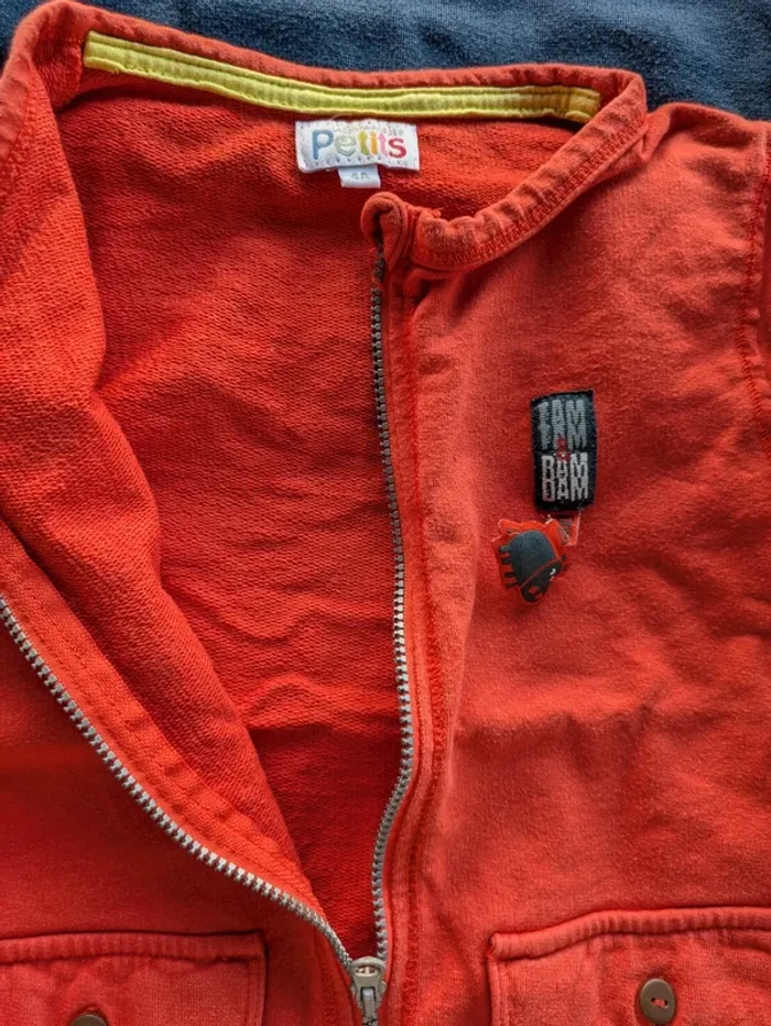 3 gilets garçon 3 / 4 ans - photo numéro 3