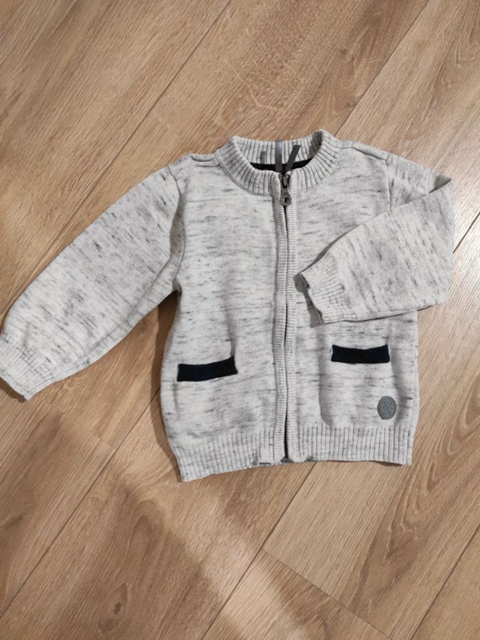 Gilet zippé gris chiné Orchestra taille 9 mois