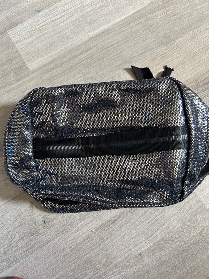 Trousse toilette - photo numéro 2