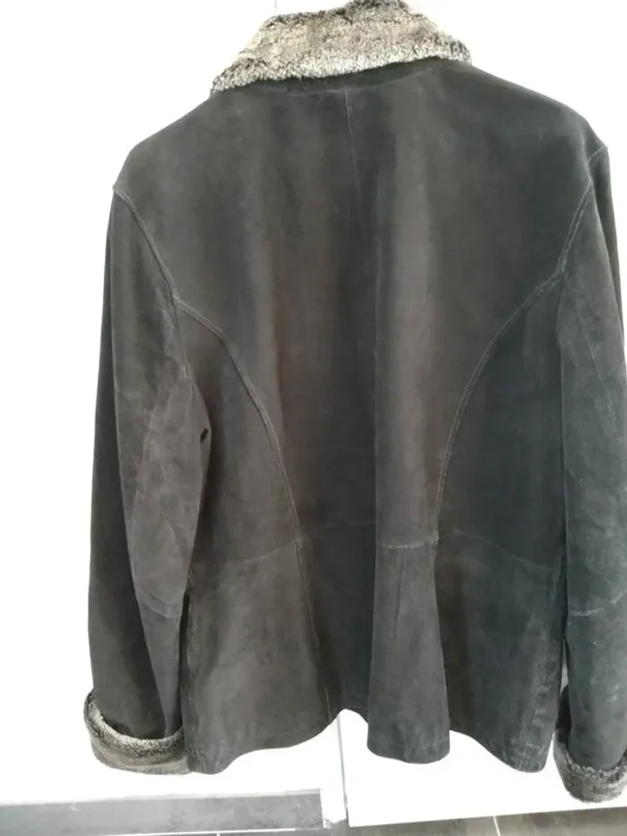 Magnifique manteau femme taille 46 - photo numéro 3
